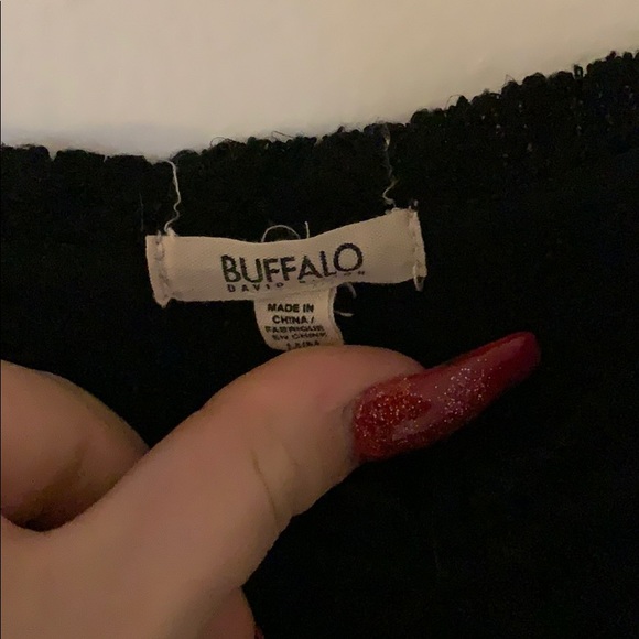 Black sweater - Picture 3 of 3